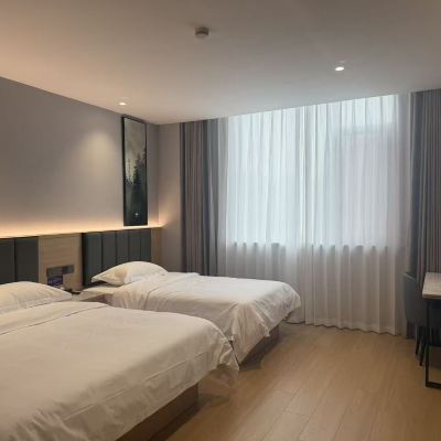 靜雅家庭房（小冰箱+商務辦公桌） 格林聯盟（蘇州吳江中山北路金滿庭飯店）優惠