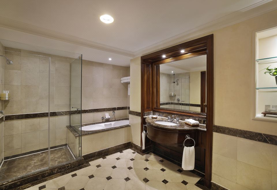 JW Marriott Hotel CairoGuest Room, 2 Doubles, Pool Access, Poolside