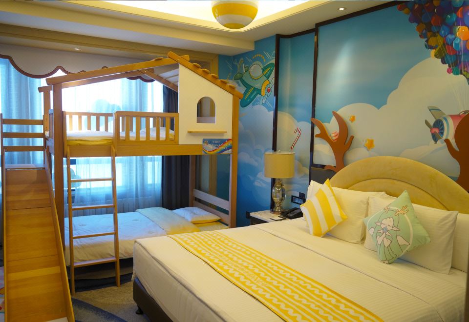 糖果飞屋上下铺滑梯房