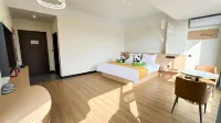 Riverside Bay Hotel