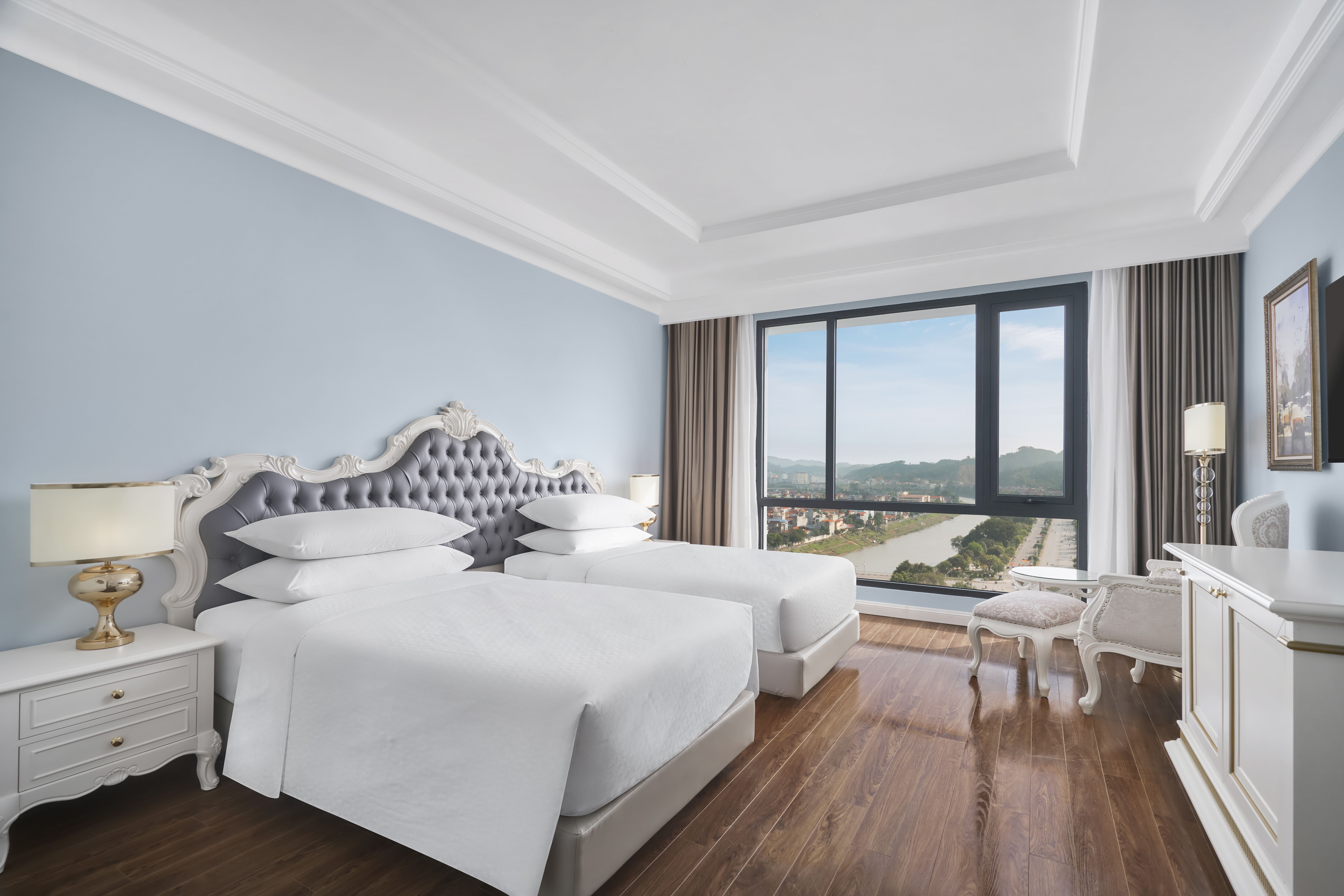 Four Points By Sheraton Lang Son城景豪华双床房