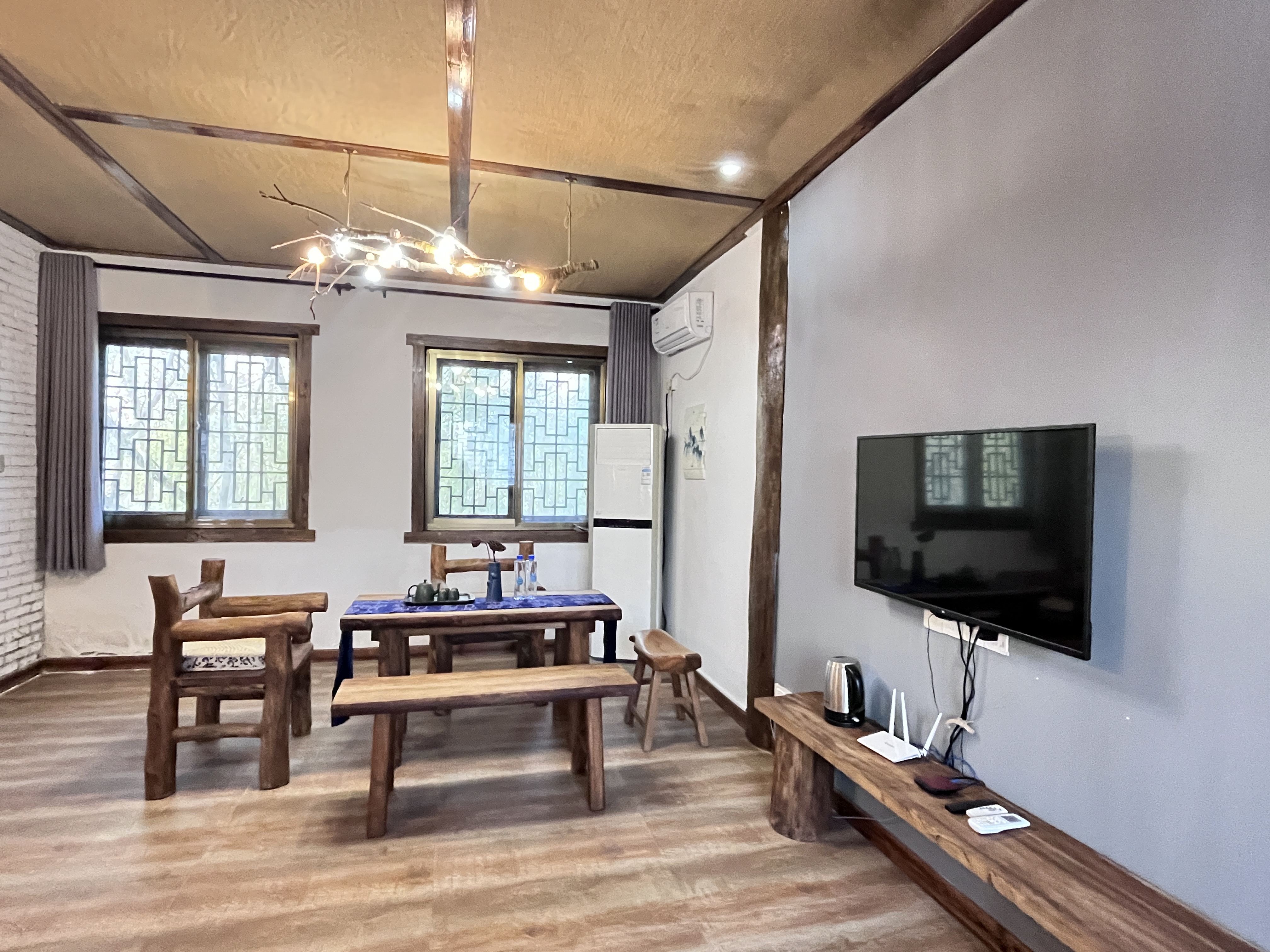 古镇古风大床房