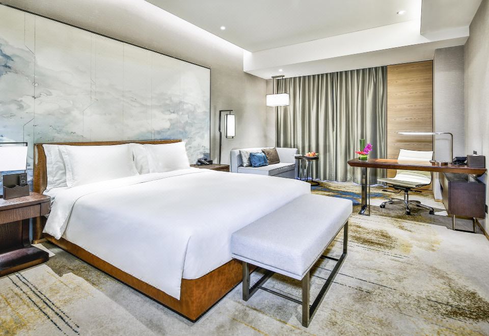 Crowne Plaza Chengdu Wenjiang1 Bedroom Suite