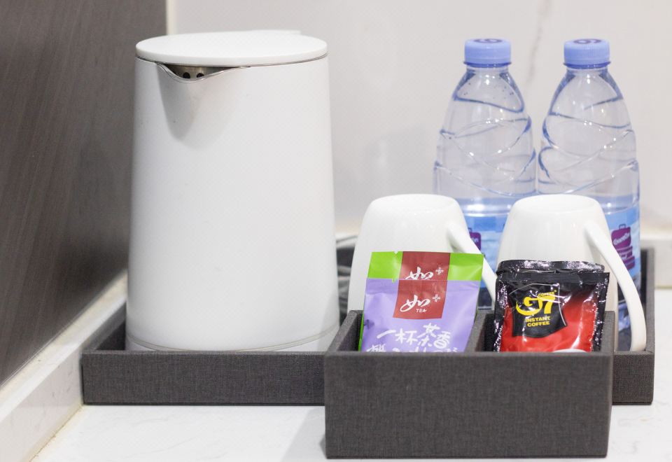 Aifeel Hotel (Bengbu Yintai Wanda Branch)Superior Queen Room