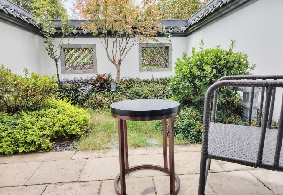 HU CHENG YALUX PoyangYuelu Courtyard Double Bed Room