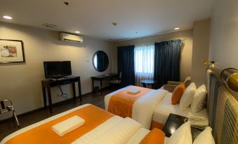 Venus Parkview Hotel - Housity