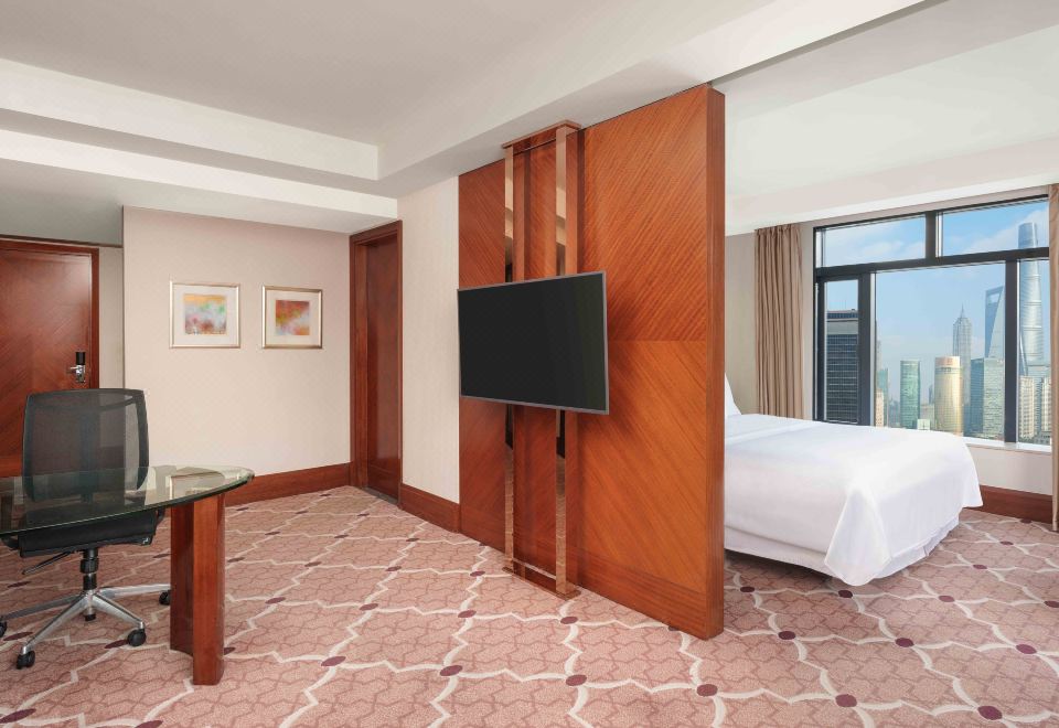 皇冠商務外灘景觀大床房