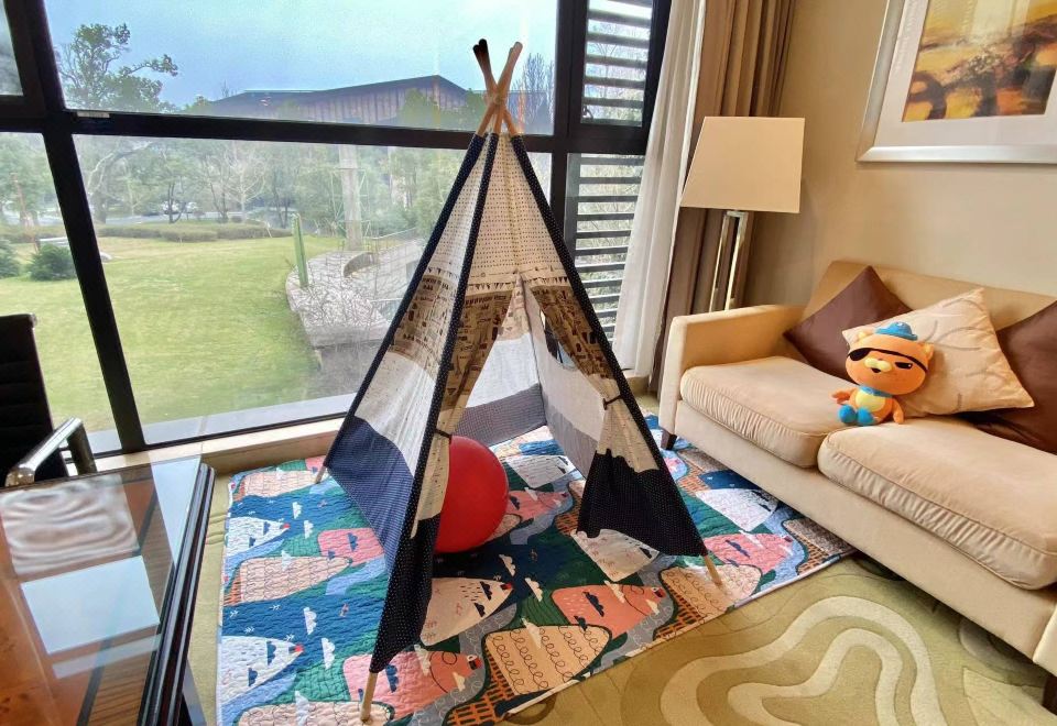 East Lake Hotel WuhanTingtao 2# Family Friendly Standard Room