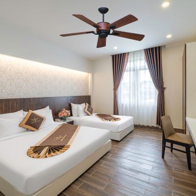 尊貴豪華三人房 明城飯店優惠