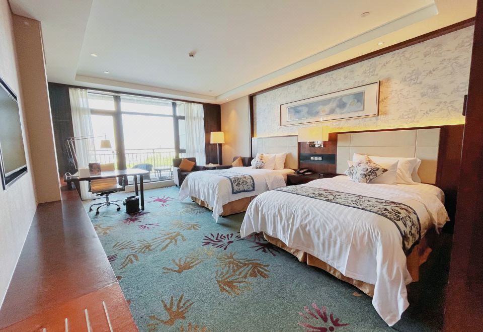Deluxe Room - Lake-View (2 Beds) (Balcony)