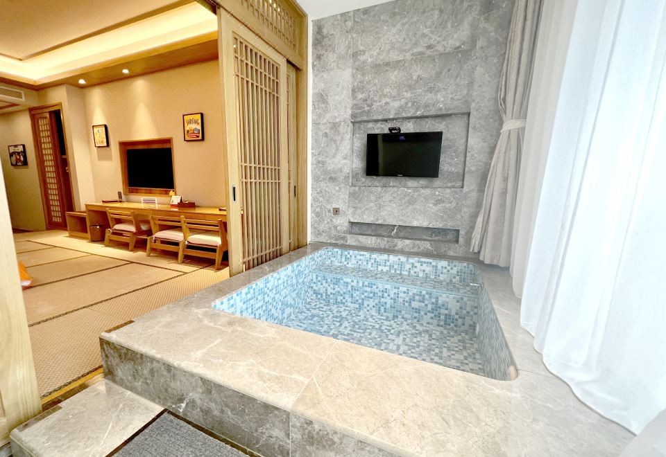 Baihualin Hot Spring Valley HotelB.Duck Hot Spring Family Japanese-Style Double Bed Room