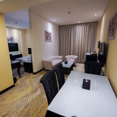 Deluxe Suite, 1 King Bed, Smoking, 2 Bathrooms Grand Villaggio Hotel Promo Code