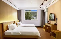 Fanhua Qili Hotel