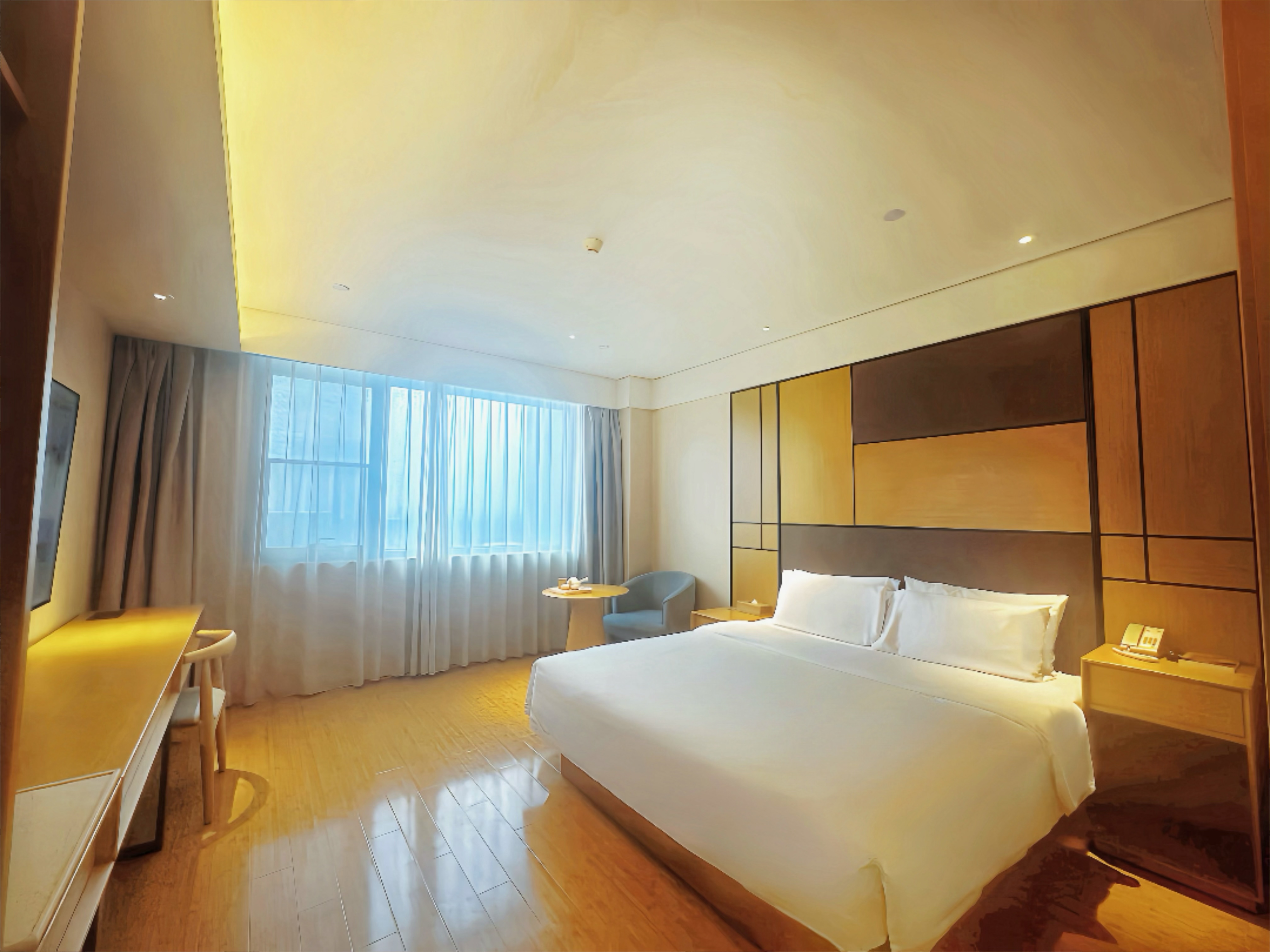 高级大床房（投屏电视）