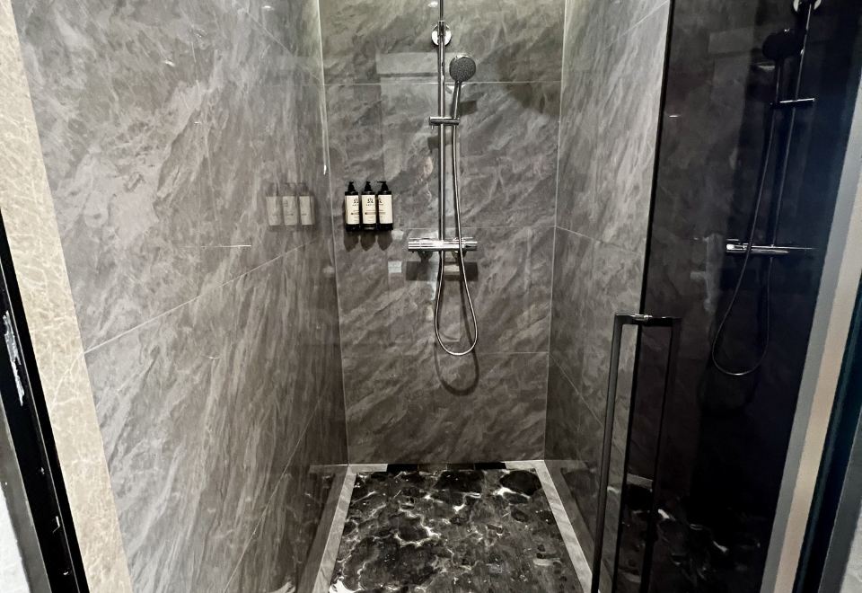 Songyuanshi HotelDeluxe Room - River-View (Double Bed) (Building 2)