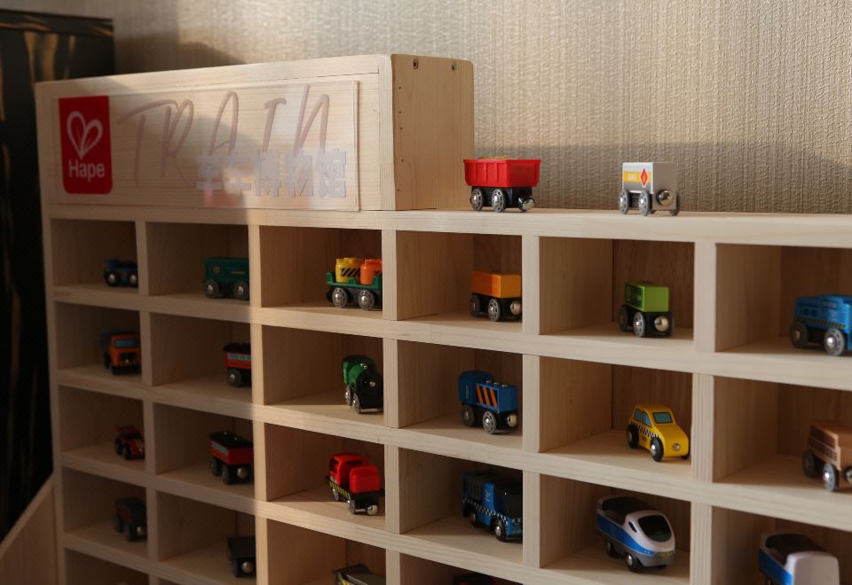 Hape火车轨道主题房