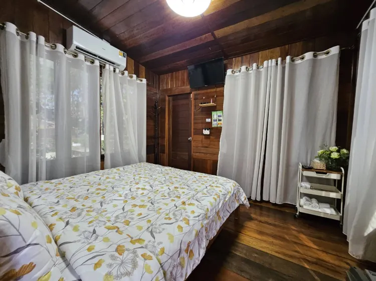 ห้องดีลักซ์พร้อมวิวรีสอร์ท(เตียงใหญ่)