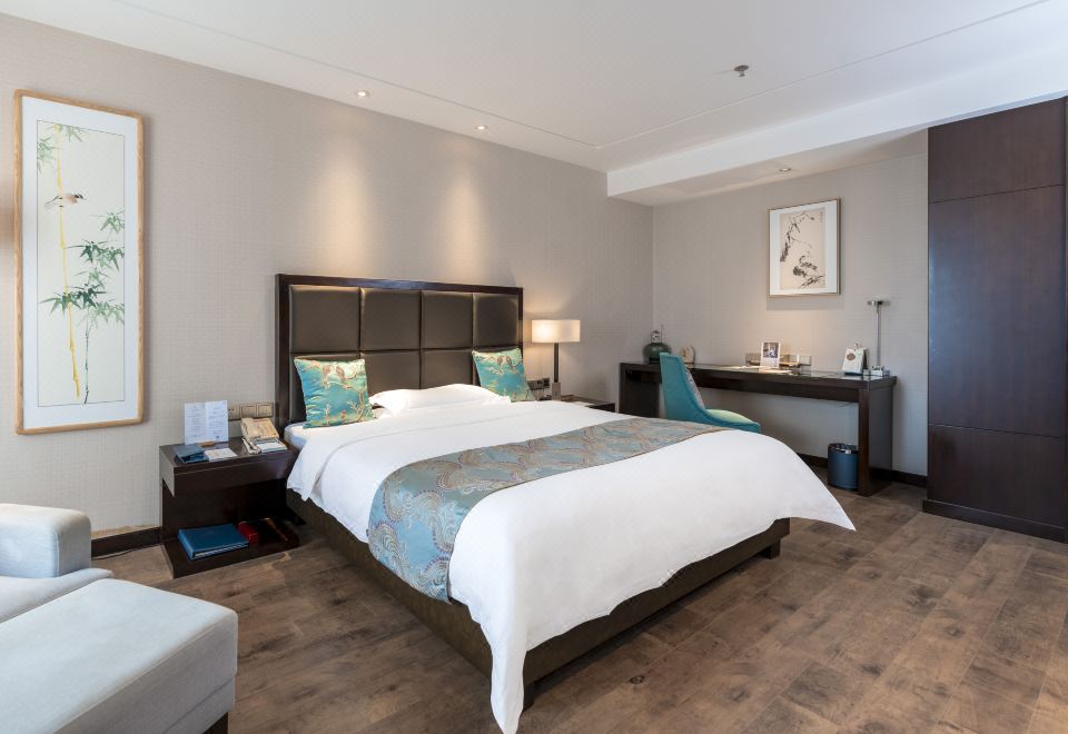 御風豪華大床房（大浴缸+舒適沙發+詩意空間）