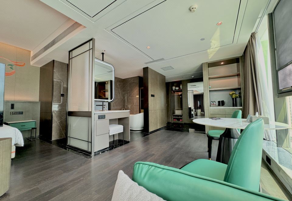 溫馨親子家庭套房【270°全景落地窗】