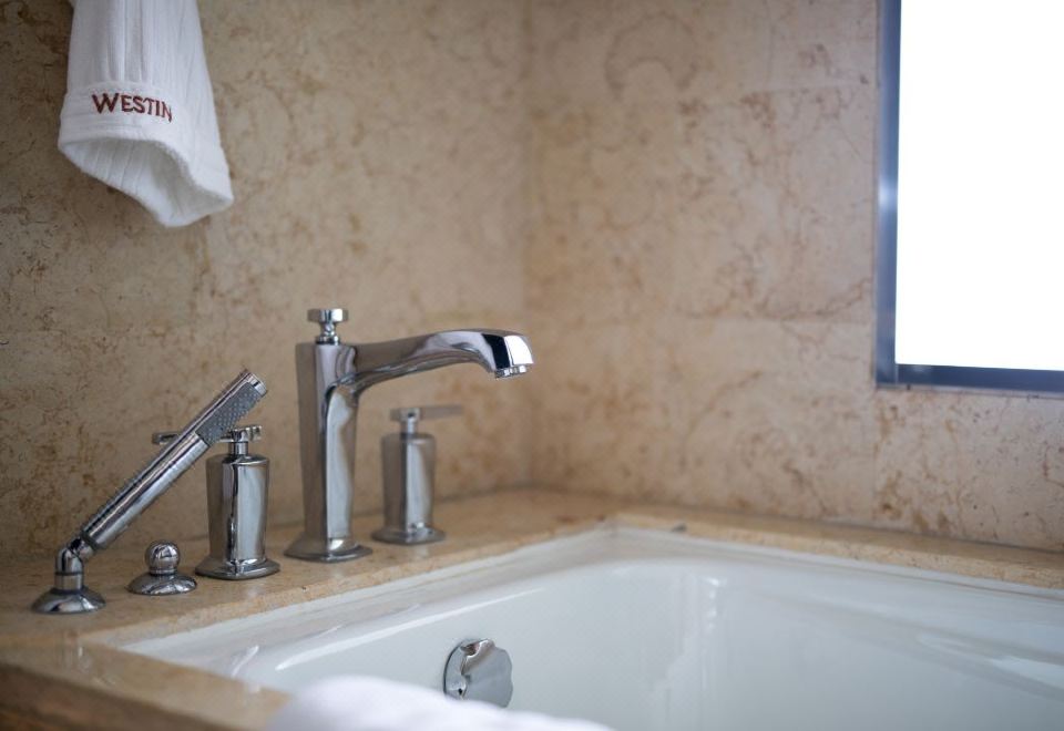 60平米情人节浪漫大床房