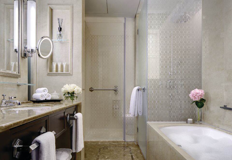 朗廷视界VR豪华双床房（观影+游戏）