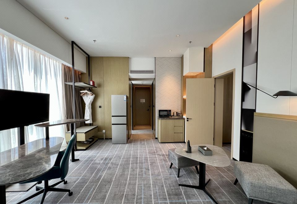 Crowne Plaza QidongApartment Family Suite (Kitchen + Fridge + Dryer Washer)
