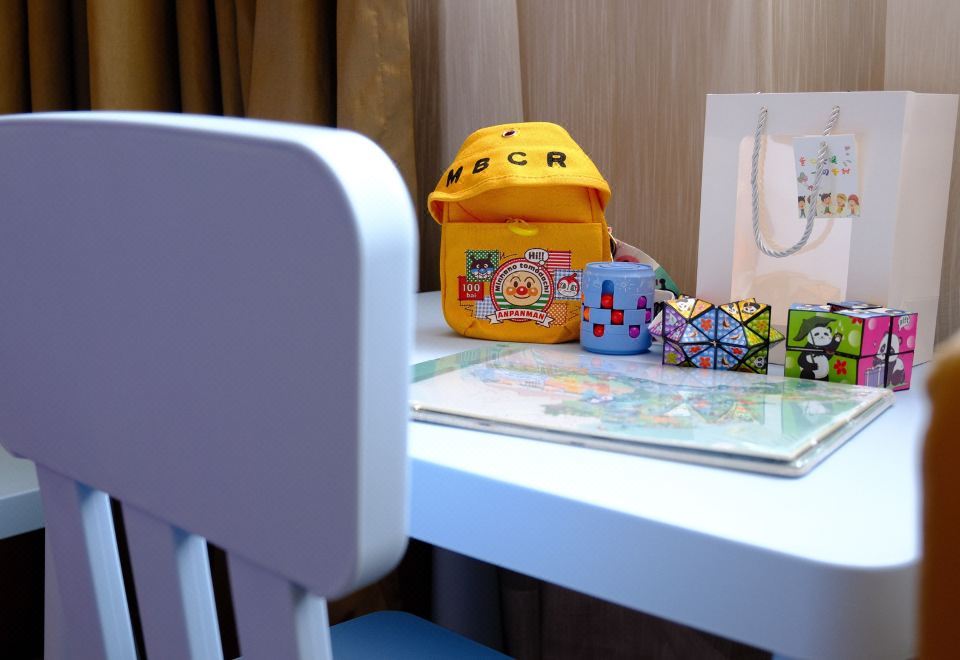 Wyndham JingzhouAstronaut Theme Family Room (Double Bed)