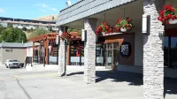 Prestige Vernon Lodge and Conference Centre