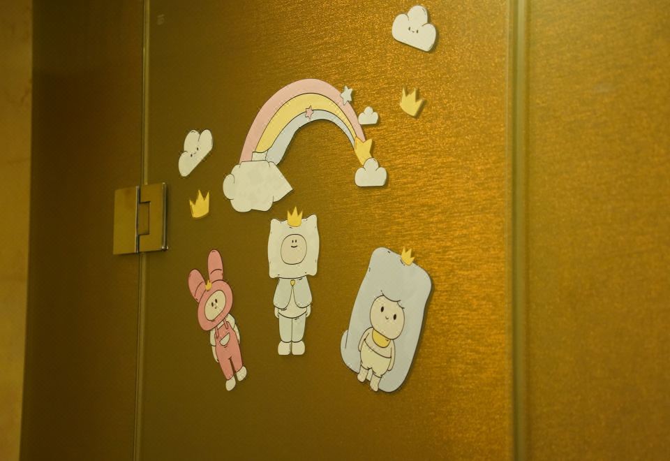 皇冠家族親子主題房