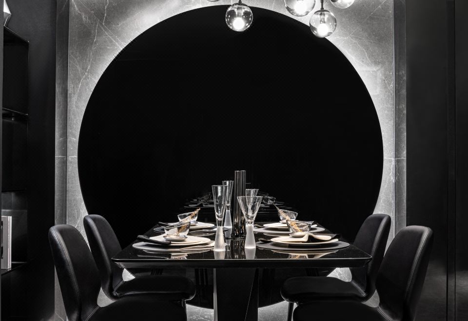 三房行政公寓套房