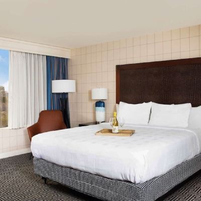1 King Bed Hotel Lulu, BW Premier Collection Promo Code