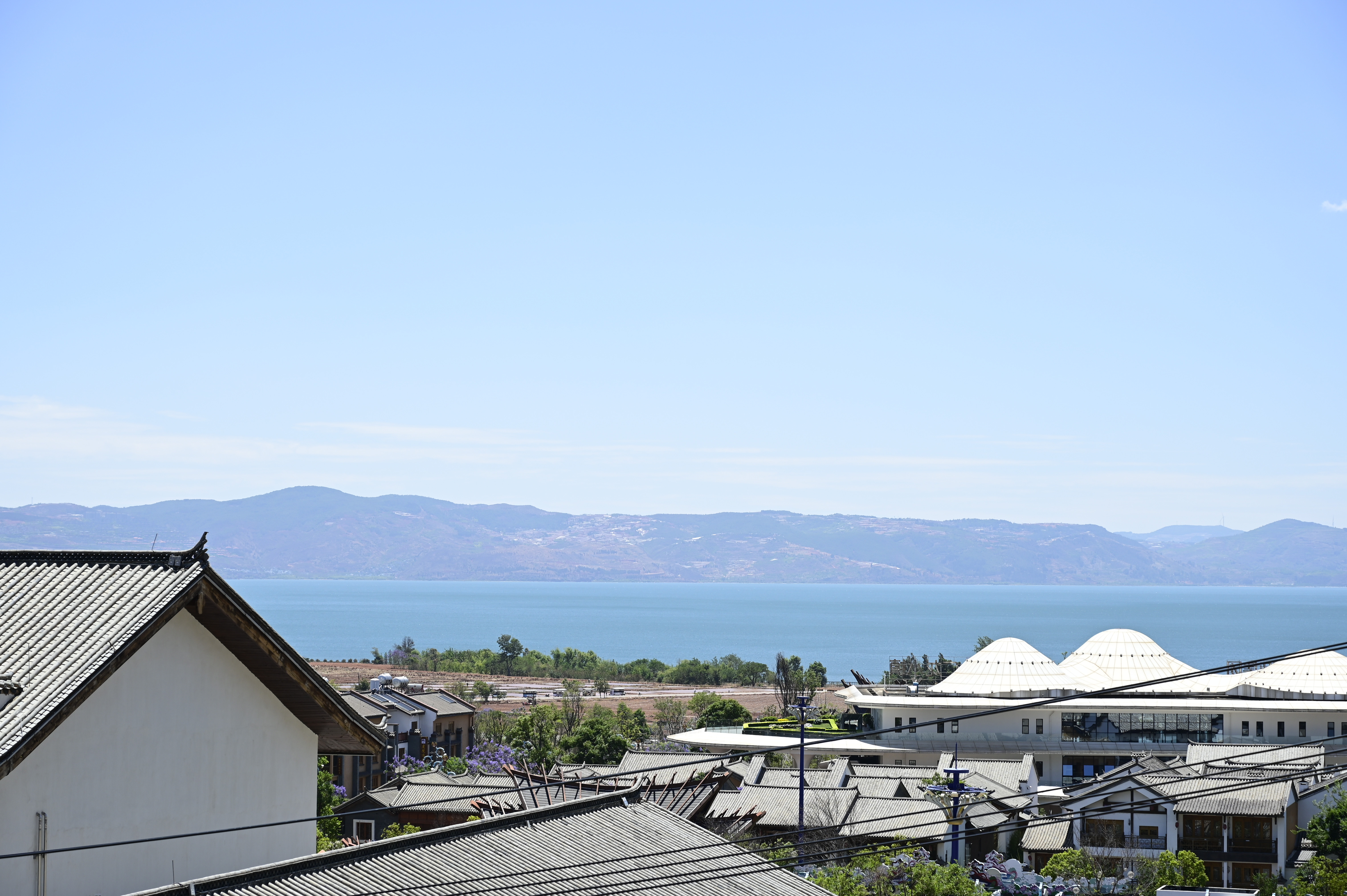 湖景阳台双床房