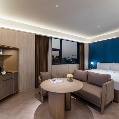 行政大床房（手機投屏） 桔子水晶上海北外灘酒店優惠