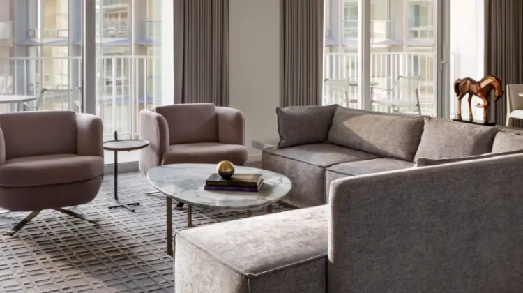 Fairmont Century Plaza 外観