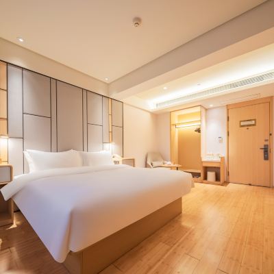 高級大床房（金可兒床墊+羽絨護頸枕） 全季飯店（成都火車東站店）優惠