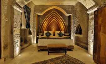 Sah Saray Cave Suites Halal Hotel