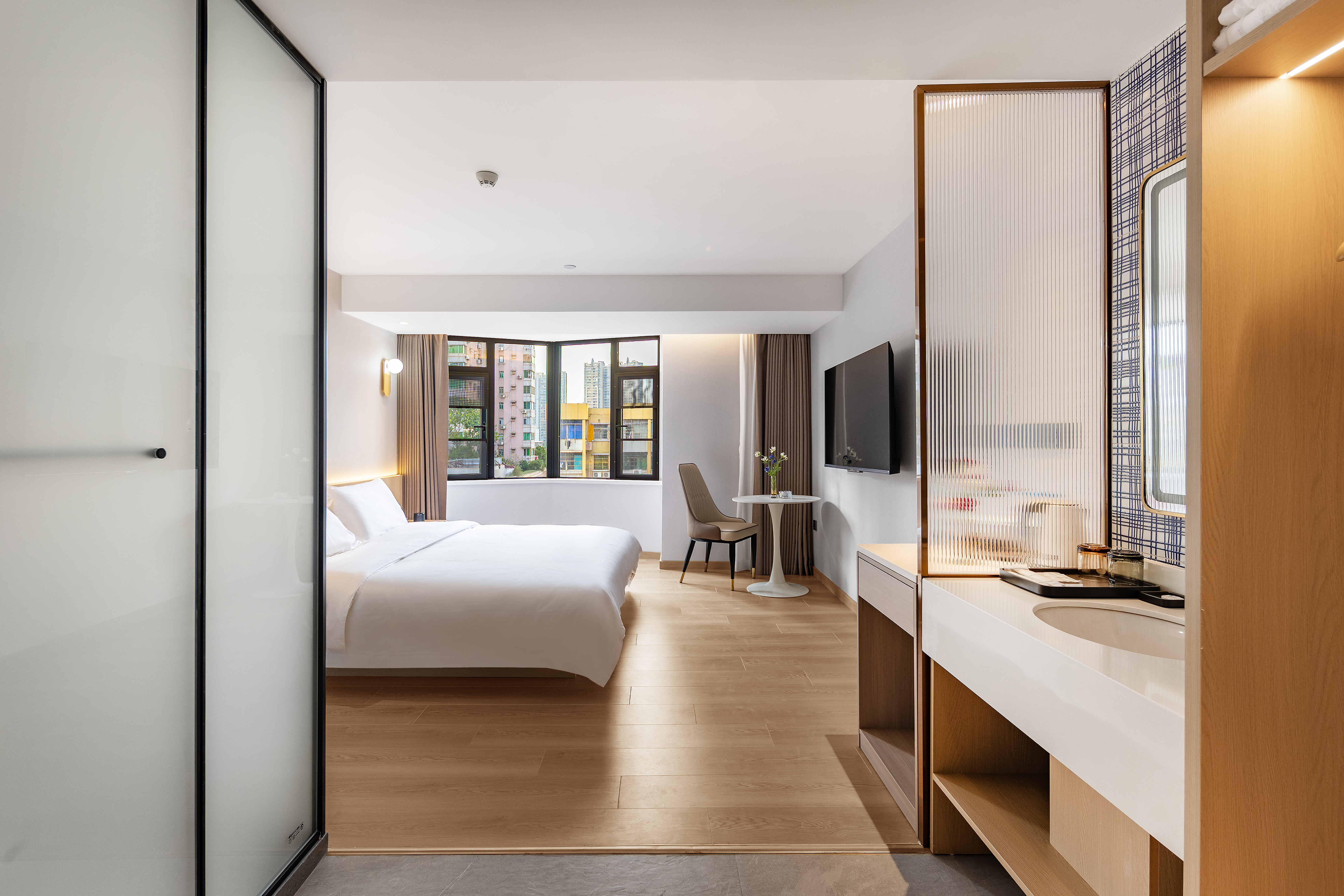 星都品质大床房（智能投屏+小度智控防蚊纱窗+更大空间）