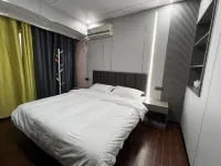 818 hotels