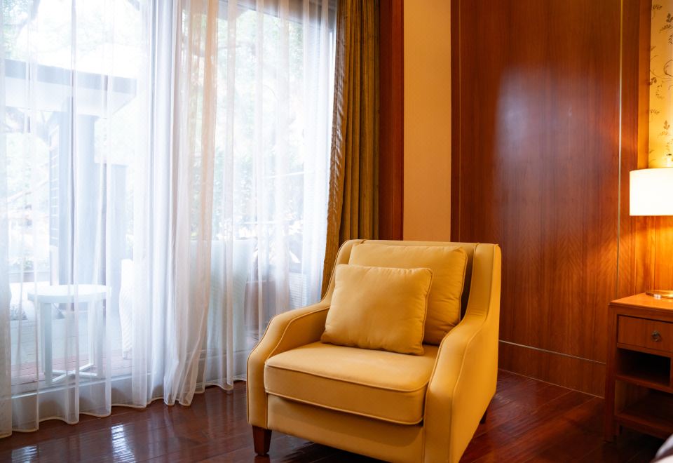 靜曦庭院大床房