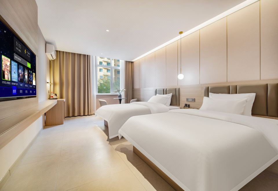 Deluxe Twin Room (Skin-Friendly Bedding + Comfortable Mattress + Screen Projection Tv)