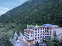 Holiday Inn Express JIUZHAIGOU by IHG Hotel di Jiuzhaigou