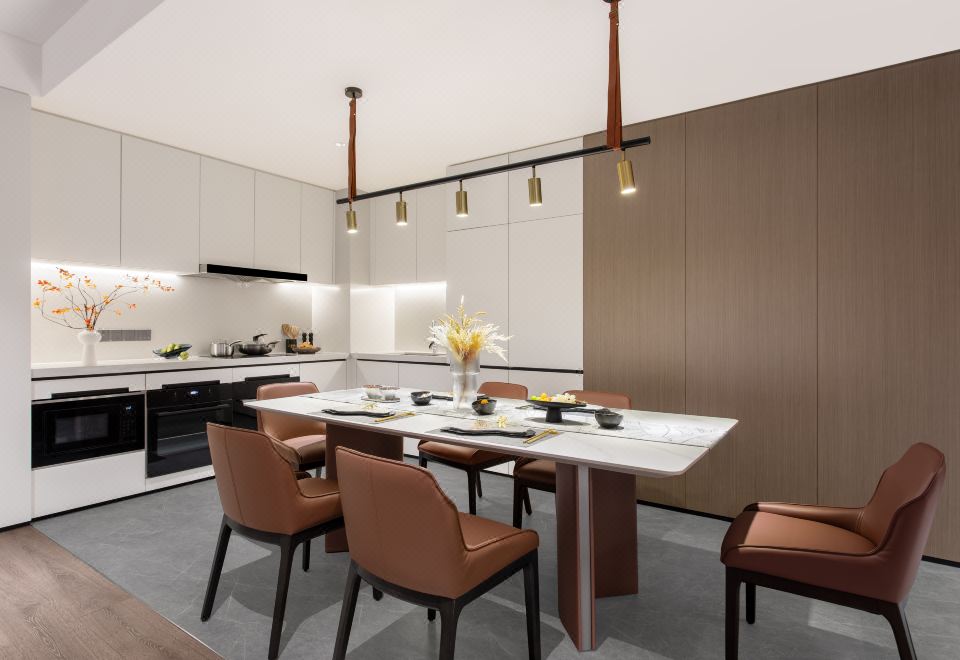 Ascott Fengyishan ShenzhenTwo-Bedroom Handpicked City-View Suite