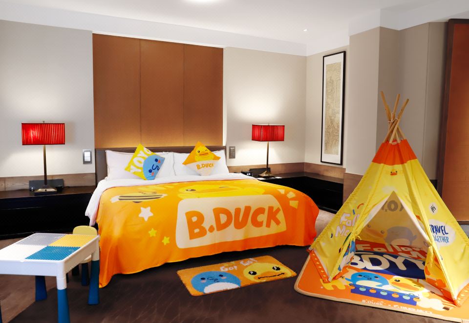 The Westin Xi'anB.Duck Theme Family Room（Deluxe Suite）