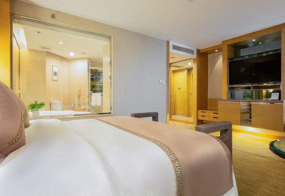 尊享·行政宽境大床间（尊享床榻,德国GROHE花洒）