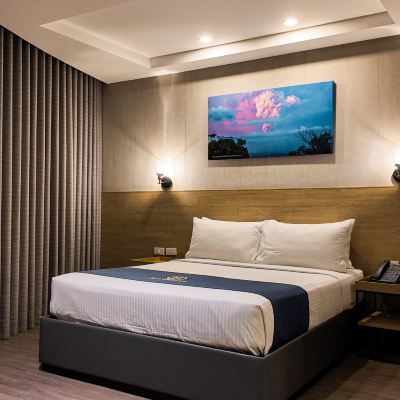 Queen Suite Jet Hotel Promo Code