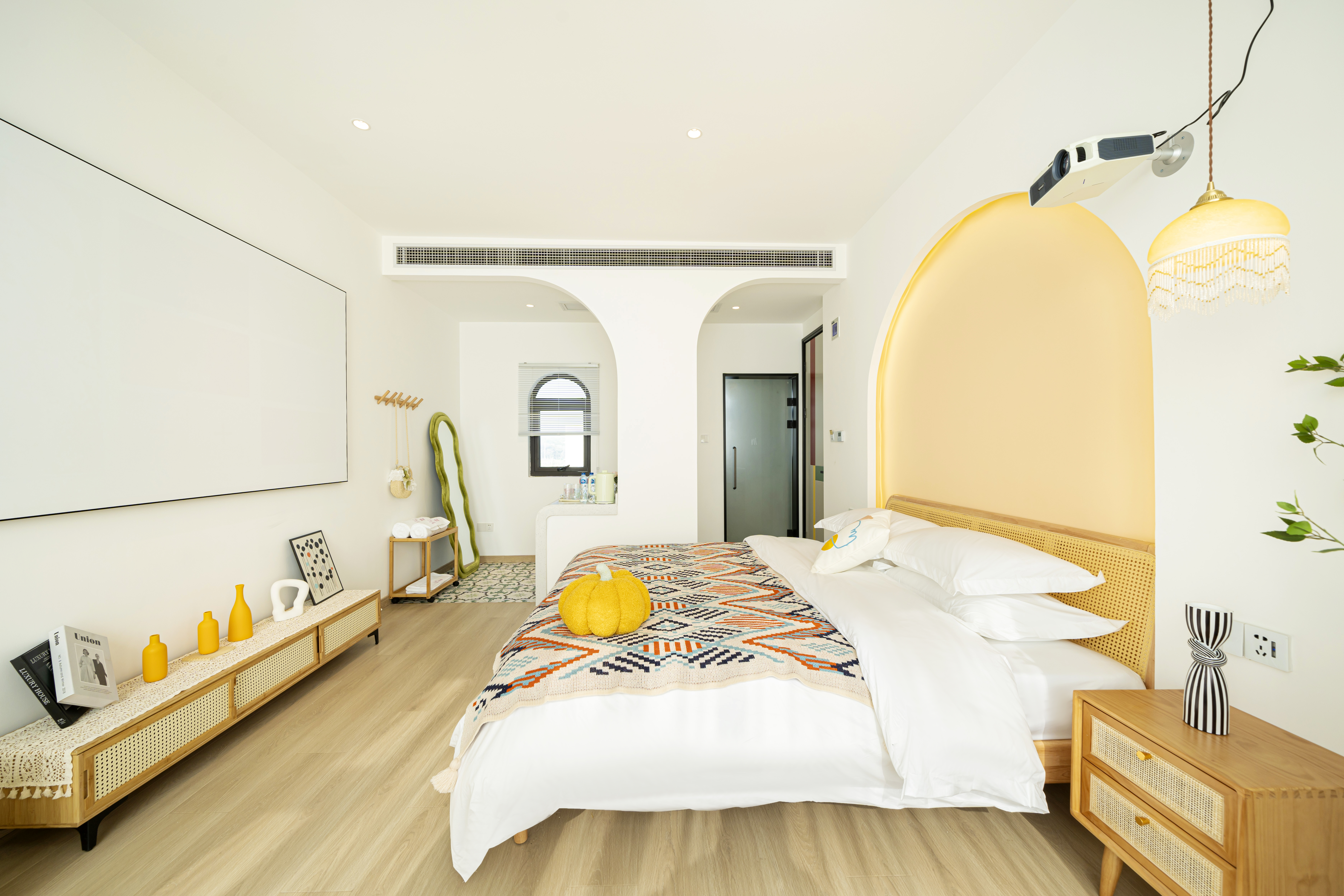 躺在沙发看风景（妈妈抱沙发+180度全景+投影）