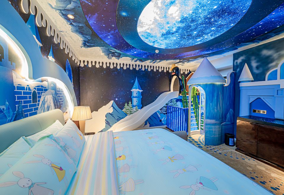 Zhaolin Grand Hotel BeijingIce And Snow Fantasy Duplex Suite