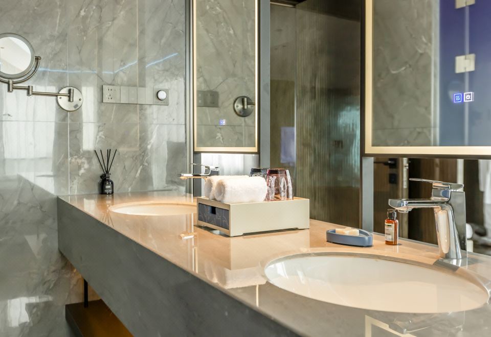 未來無敵海景總套房