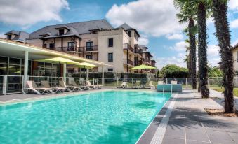 Comfort Aparthotel Lourdes L'Acacia - Housity