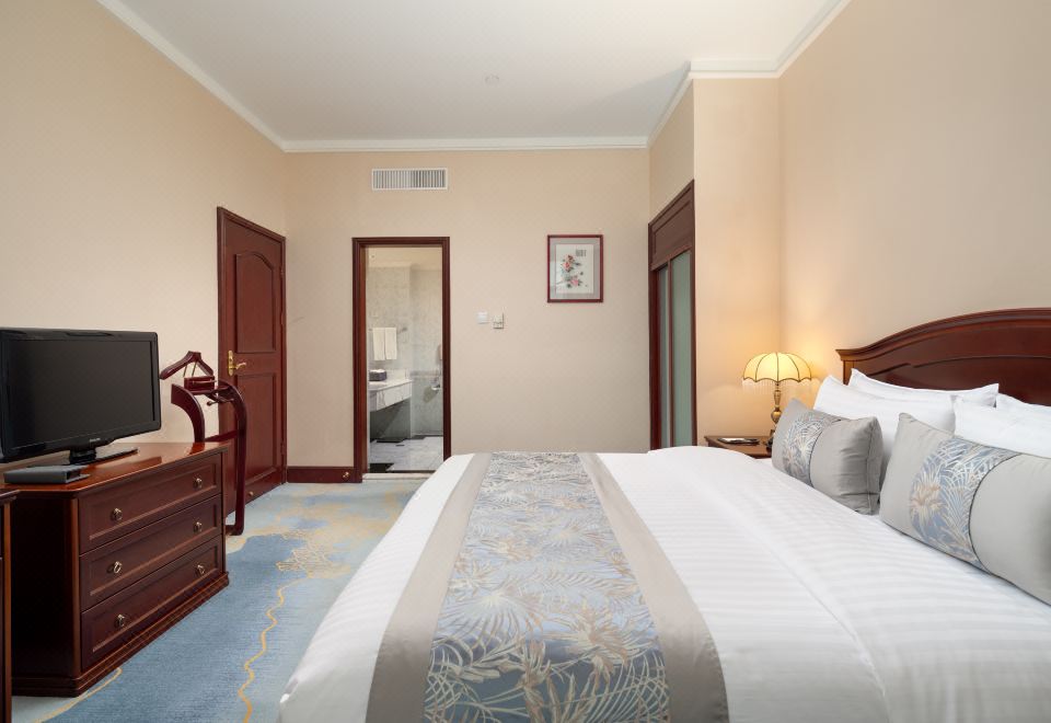 家庭套房「俯瞰市中心CBD盛景+2房1厅奢阔格局」